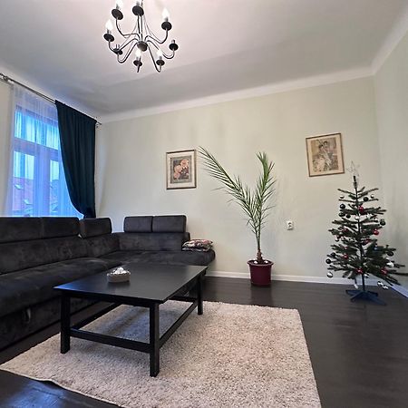 Classy Green Old Town Apartment Клайпеда Екстер'єр фото